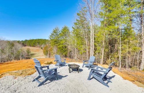Unaka Casa | Near Hiking Trails Mtn-View Haven in Englewood!