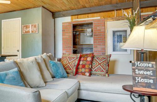 Brownsville Apartamento | Near Historic Battlefield Trail Studio with Patio!