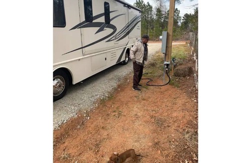 Wise Alquiler De RV | Near Kerr Lake