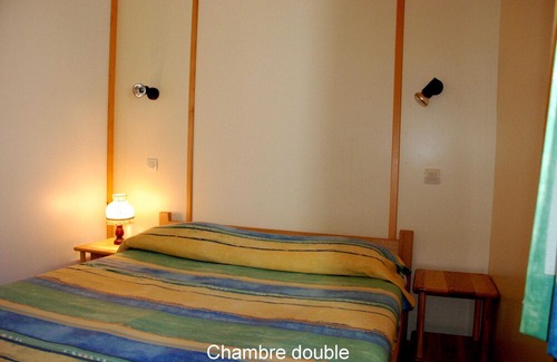 Blavignac Chalet De Esquí | Near Le MALZIEU-VILLE, chalet* well located, covered swimming pool