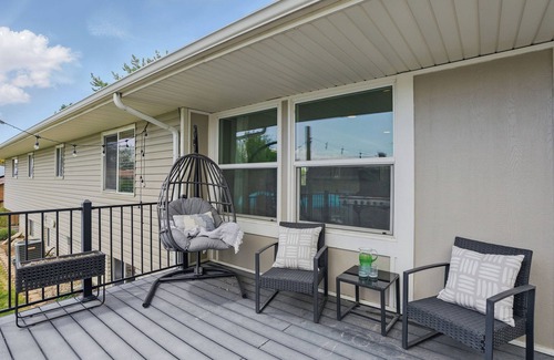 Northridge Casa | Buy 4 get 5th free-The Homebody Club- Sleeps 16, Xbox, Poker, 6 Bed