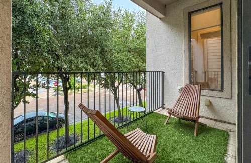 East Downtown Houston Casa | Near Midtown Downtown Games Wifi Balcony Pets