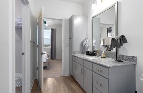 Pelham Apartamento | Near Oak Mt Amphitheatre and Pelham Civic Complex