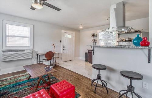 Lincoln Terrace Apartamento | Near OU Medical Bricktown an Artist Apartment
