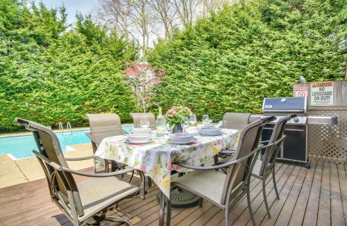 Teaticket Casa | Near Parks and Dining Expansive Falmouth Retreat!