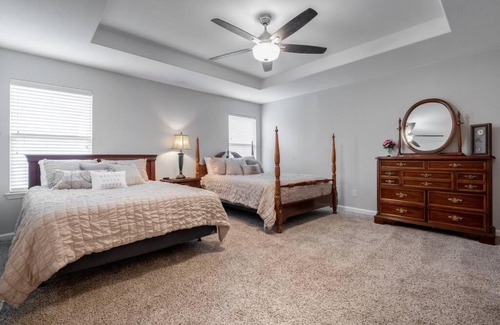 Aubrey Casa | Near PGATour+King&3Queen Beds+Near Lewisville Lake