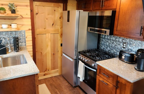 Au Train Casa | Near Pictured Rocks and trails, access to AuTrain river, with private hot tub