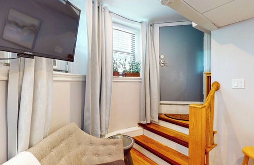 Brookline Apartamento | S t. Mary, Fenway, Longwood Medical, gema oculta, estudio renovado, MBTA