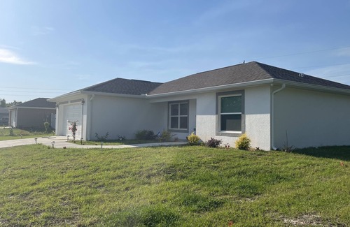 Ocala Casa | Near Rainbow Springs, Silver Springs, and World Equestrian Center. Pet Friendly.