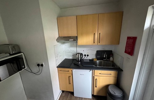 Nottingham Casa | Near Roundhay Park- one of EU's biggest city Parks