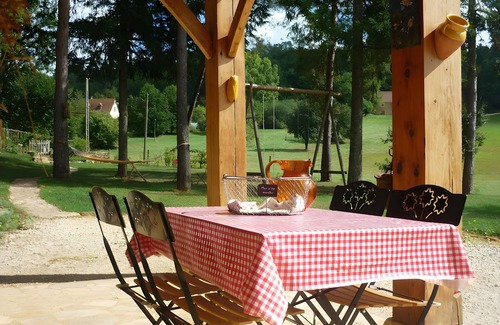 Carsac-Aillac Cama Y Desayuno | Cerca de Sarlat en Périgord, Bajo el Tilo con Joelle y Guy, Habitación Campestre, Tranquilidad, Naturaleza
