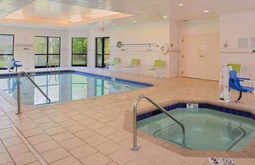 Gastonia Casa | Near Schiele Museum of Natural History! 2 Comfortable Units! W/ Indoor Pool!