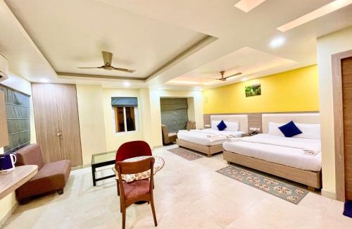 Haridwar Hotel | Near Sea Beach HOTEL RB-INN ! Puri,Near Jagannath Temple- Fully Air conditioned Rooms ,Wifi,- Lift and Restaurant, Parking Facilities - A Top Rated Hotel IN PURI
