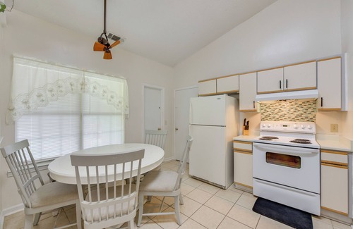 Richmond Hill Casa | Near Shops & Eats: Richmond Hill Home w/ Yard!