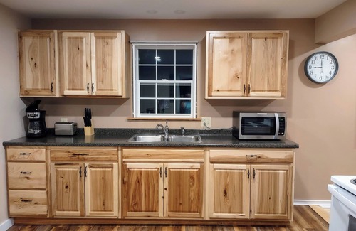 Woodland Casa | Near snowsled / ATV trail (ITS 88) Newly renovated home - Colby Siding, Maine