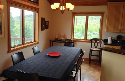 Innsbruck Val Moritz Casa | Zona de Sol Vista & Granby Ranch 4 BR / 3 BA. Se adapta a 2 familias. ¡Prístino!