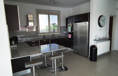 Pervolia Villa | CERCA DE LA PLAYA VILLA DE LUJO CON PISCINA PRIVADA
