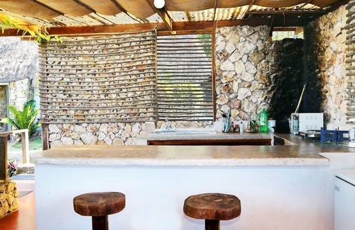 San Jose Peten Casa | Cerca de Tikal / Flores, 4B Casa con playa privada en el lago Petén Itzá, para 8 personas
