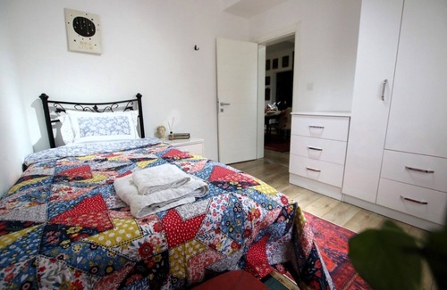 Gaziemir Casa | Near to Airport, peaceful quiet safe premium with private Ottoman garden etc..
