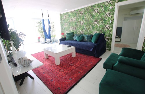 Gaziemir Casa | Near to airport premium romantic big Roof with barbecue jakuzi and sport area