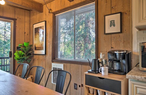 Twain Harte Cabina | Near Trails: Cabin w/ 2-Level Deck in Twain Harte