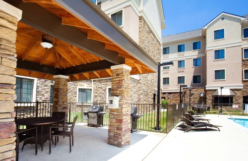 Durham Condominio | Cerca de UNC Chapel Hill University + Duke Medical Center | ¡Desayuno gratis!