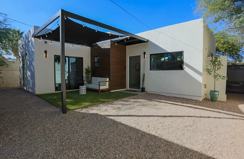 Sam Hughes Casa | Near UofA,GuestHouse,Central,Private,King bed,Wifi