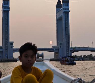 Kuala Terengganu Casa | nearby Umt unisza Airport drawbridge Enzo Homestay Gong badak Kuala Terengganu