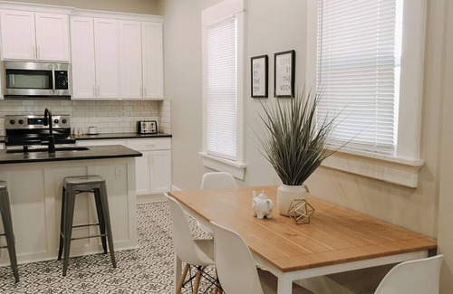 College Hill Casa | Nearby Wichita's Best! In Home W&D + Fenced Yard.