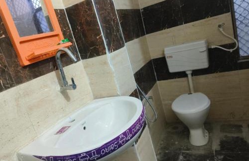 Naini Casa | Nearest Khumbmela Hotel For Family