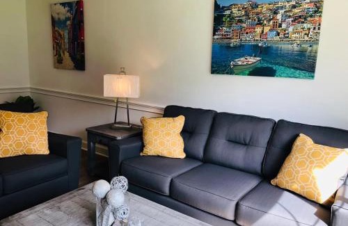 Central Myrtle Beach Casa | Neat 1st floor cozy condo at Magnolia place