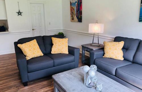 Central Myrtle Beach Casa | Neat 1st floor cozy condo at Magnolia place
