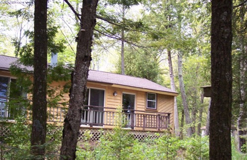 Jacksonport Cabina | Neat Cottage Getaway en el lago Michigan Rugged Shore = relajar-romántico-restaurar-ah