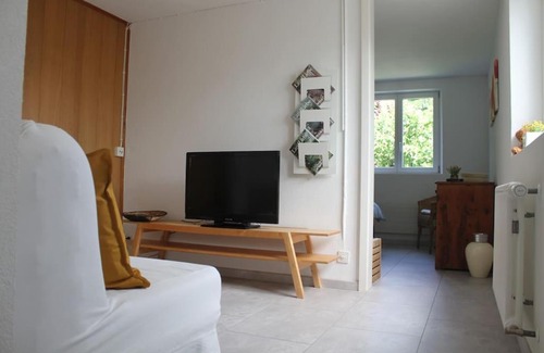 Hilterfingen Apartamento | NEB-THUN Studio am Thunersee