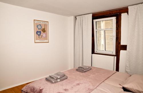 Neuenstein Apartamento | Neben der Kirche