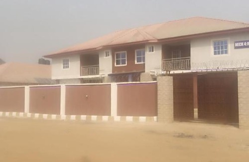 Owerri Casa | NECK 4:16 GUEST HOUSE