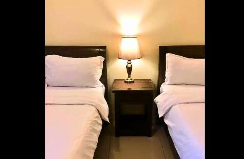 Tagaytay Apartamento | Need Place To Stay Wake Up to Breathtaking Taal Views from Your Window I Tagaytay Getaway