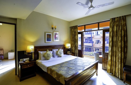 Calangute Complejo | Neelam's The Grand Hotel Goa