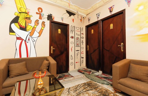 Giza Hotel | Nefertiti pyramids