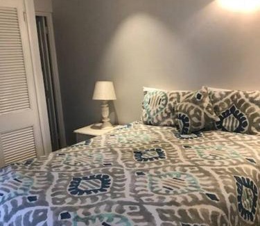 Orange Bay Apartamento | Negril Condo by the Beach Apt. 194 Point Village