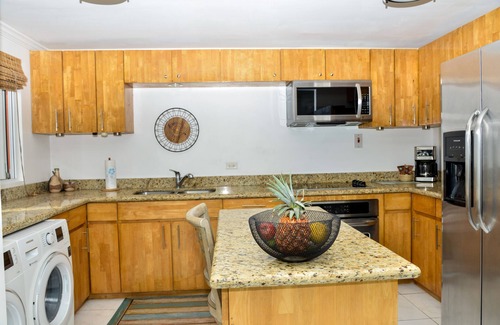 Orange Bay Casa | Negril Luxury Beach Home ubicado en Little Bay Country Club Negril. ¡Nuevo listado!