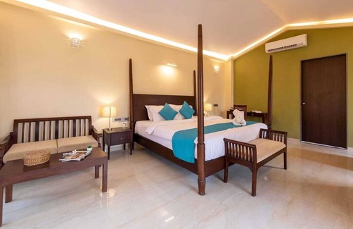 Kalyan Otro | Nehamrit Farms Bali Style Balinese Villa - Pet Friendly!
