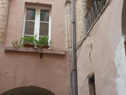 Citta Sant'Angelo Apartamento | nel centro storico casa vacanze I Mughetti