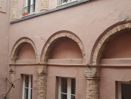 Citta Sant'Angelo Apartamento | nel centro storico casa vacanze I Mughetti