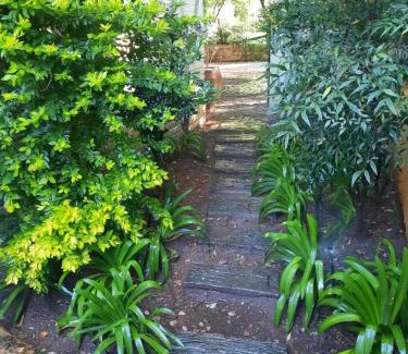 Benoni Apartamento | Nel's Cottage, a private and peaceful cottage