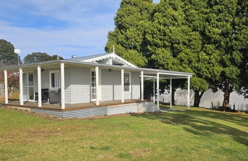 Buckajo Cabaña | Nelba Cottage Buckajo ~ spectacular rural views near Bega!