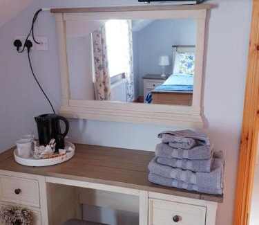 Kilcogy Cama Y Desayuno | Nellies Cottage B&B