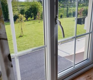 Kilcogy Cama Y Desayuno | Nellies Cottage B&B