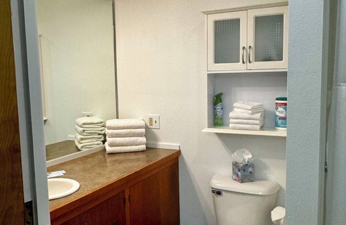 Sheridan Casa | Nelson Inn - Heritage-C