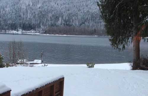 Nelson Casa | Nelson - Kootenay Lake Beachfront y 4 Season escapan